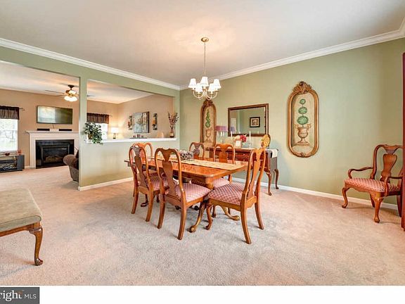 5th image of 257 Ann Dr