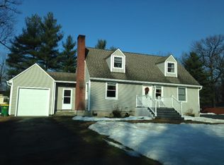 21 Lakeview Ave, Poughkeepsie, NY 12601