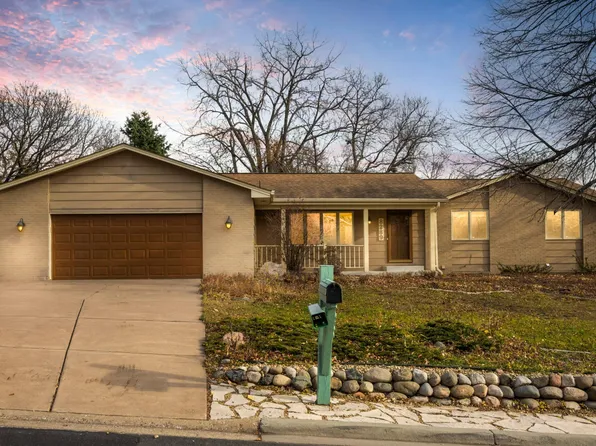 8289 Kentucky Ave S, Bloomington, MN 55438