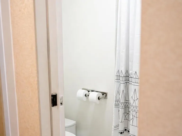 444 Kanekapolei St #407 — Photo 15