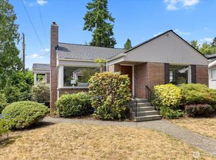 10417 20th Ave NE, Seattle, WA 98125