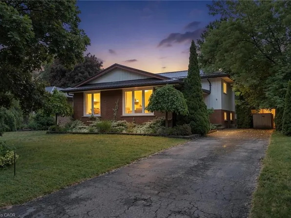 6 Kelly Ave, Norfolk County, ON N3Y 4V5