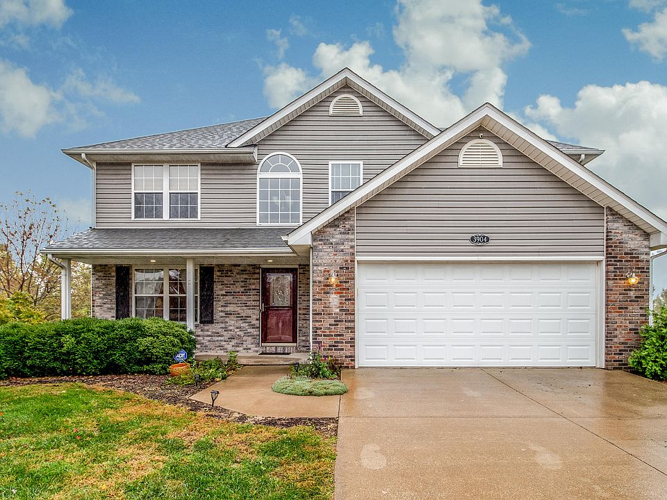 2nd image of 3904 Tropical Ln