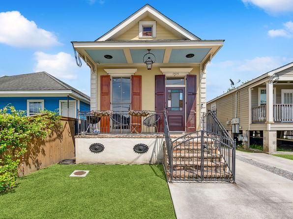 1515 Desire St