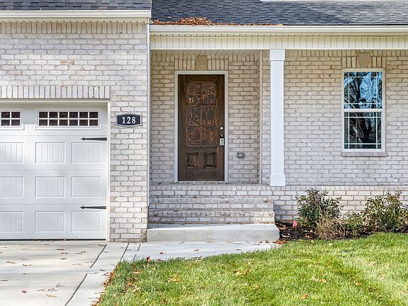 3rd image of 190 Bellmont Lot 190