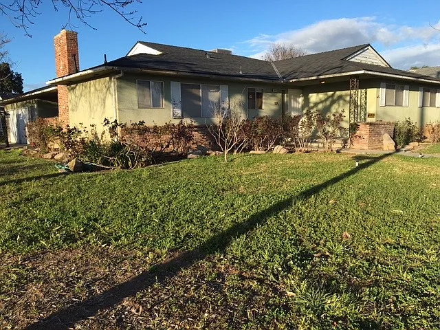 1212 E Sample Ave photo 1