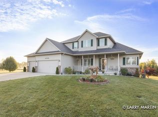 4305 Sunset Dr, Dorr, MI 49323