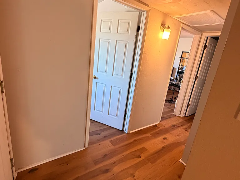 401 E Drachman St — Photo 8