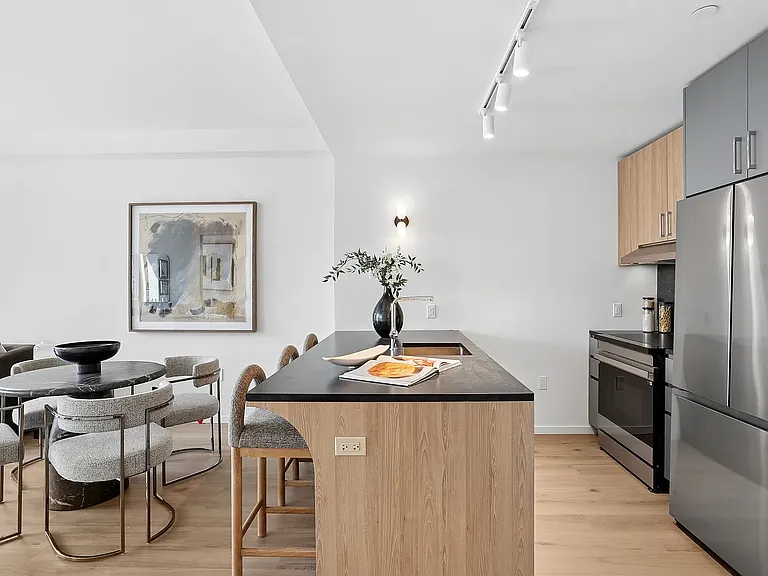 55 Willoughby St #26E — Photo 11