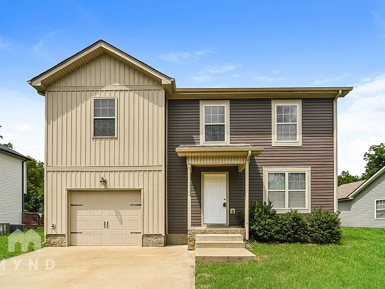619 Woodhaven Dr — Photo 1