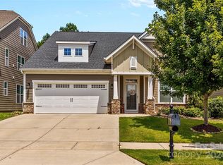 171 Rustling Waters Dr, Mooresville, NC 28117