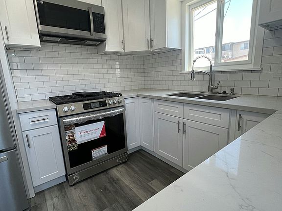 4th image of 1030 E 2nd St Unit 12