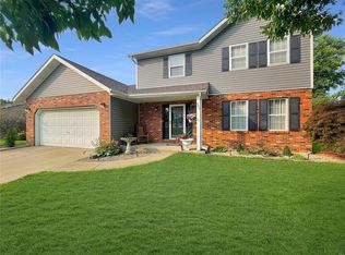 905 Rolling Meadows Dr, Maryville, IL 62062