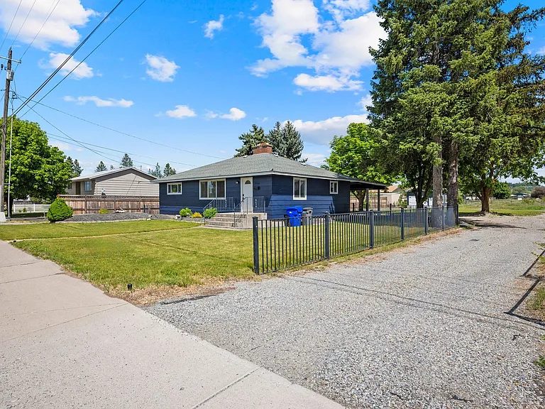 7904 N Crestline St — Photo 41
