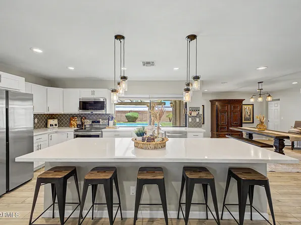 2802 E MISSION Lane, Phoenix, AZ 85028