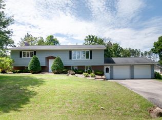 2705 Longview Ct, La Crosse, WI 54601