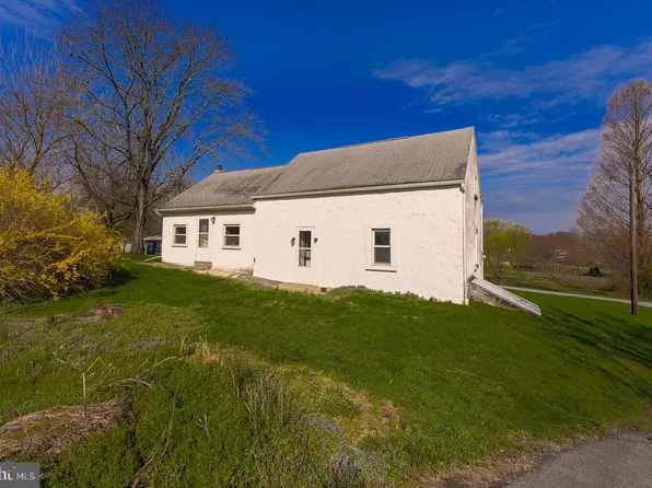 11 Witwer Ln, Fleetwood, PA 19522