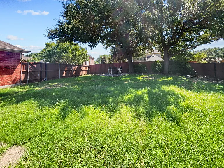 2132 Cliffside Dr — Photo 36