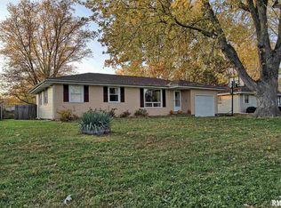 4 Waibel Rd, Bartonville, IL 61607