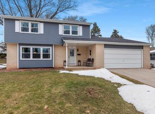 425 Saratoga St, Green Bay, WI