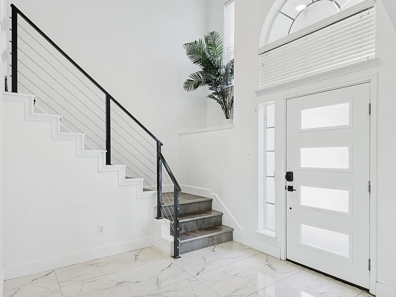 3805 Overlook Ct — Photo 2