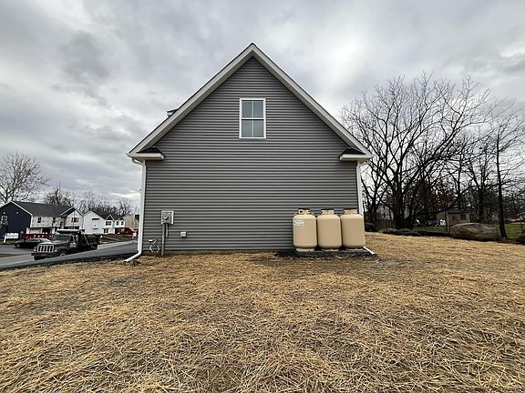3rd image of 15 Wenmar Drive