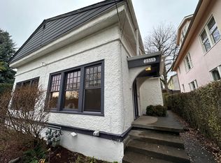 2515 SE Madison St, Portland, OR 97214