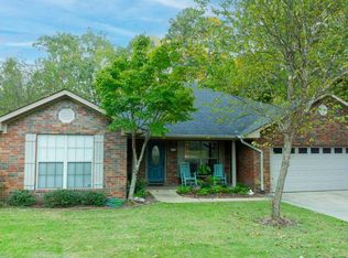 41 Azalea St, Magnolia, AR 71753