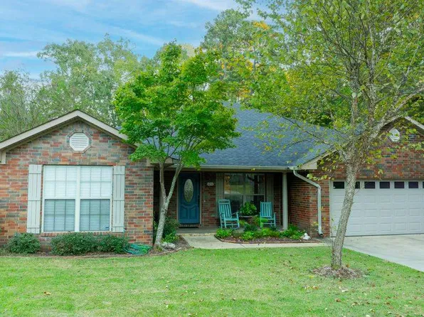 41 Azalea St, Magnolia, AR 71753