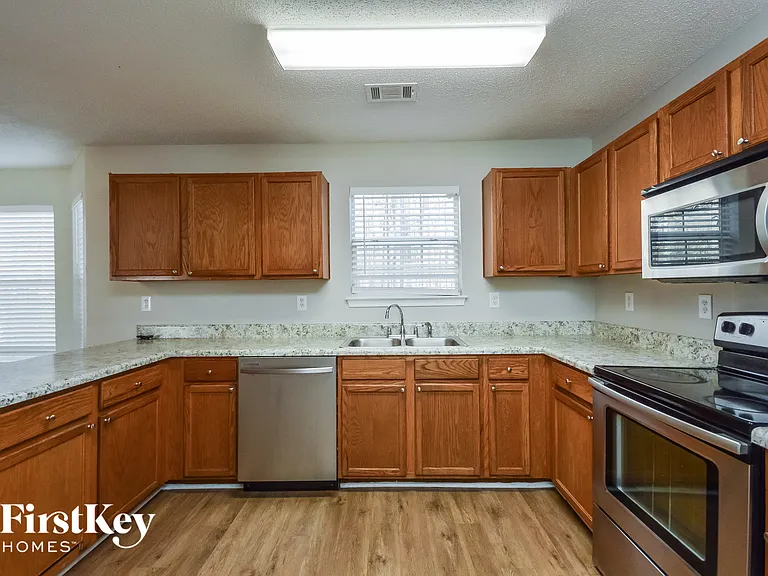 103 Ashtonbrook Dr — Photo 5