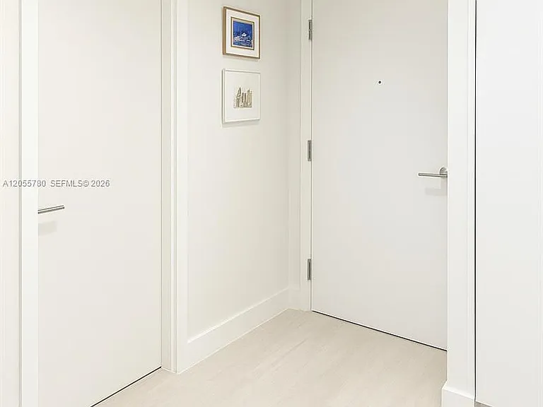 2301 Collins Ave #636 — Photo 2