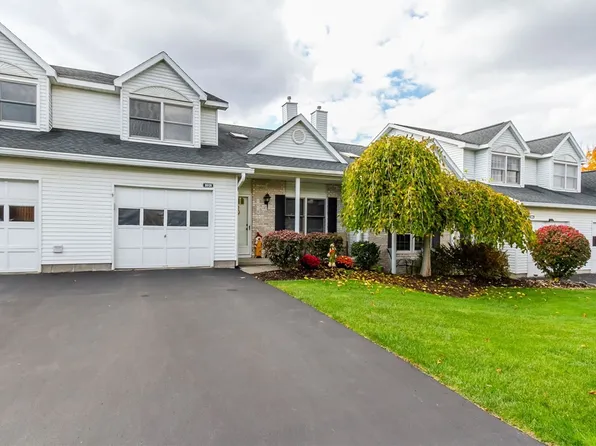 1018 Royal Dr, Victor, NY 14564