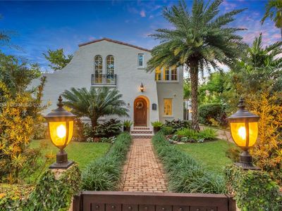 1311 Alhambra Cir, Coral Gables, FL, 33134