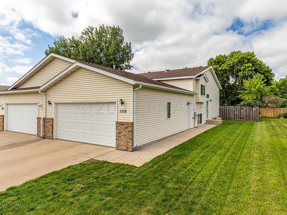 1st image of 1518 Suntree Dr