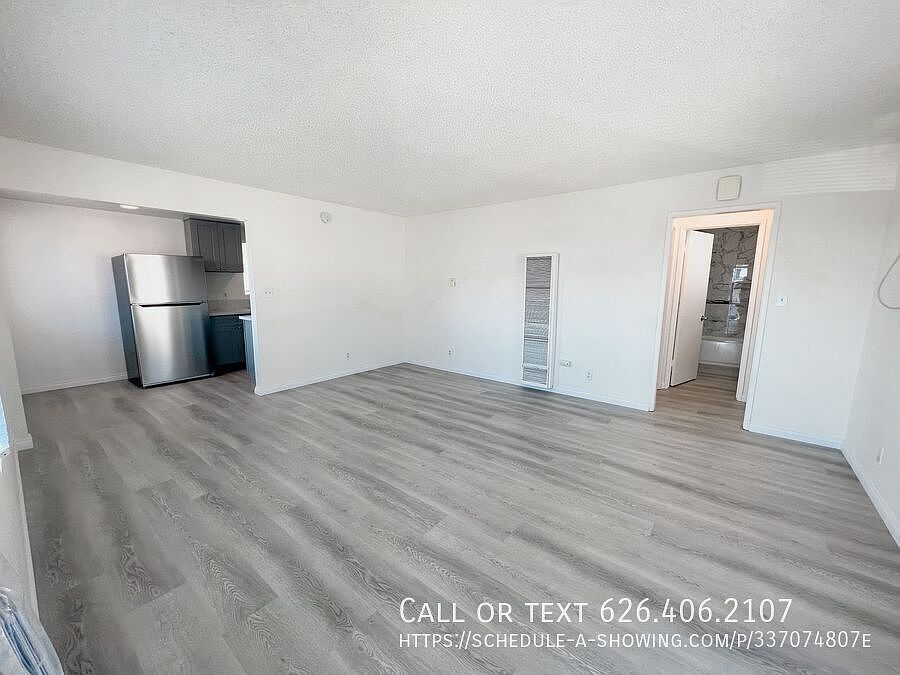 1st image of 416 E Broadway #416