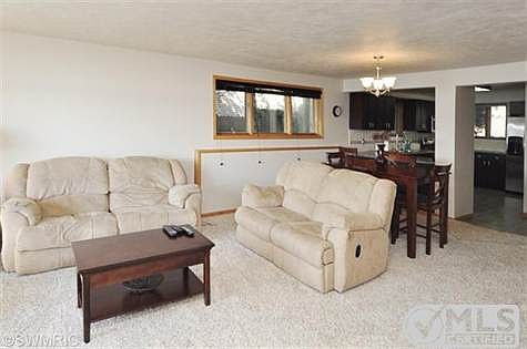 5th image of 125 Wa Wee Nork Dr