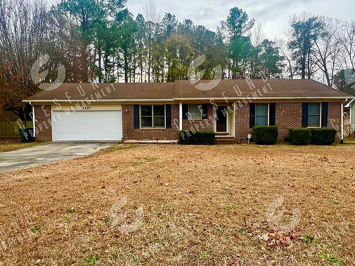 1st image of 1221 Butterwood Cir