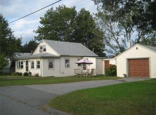 36 Grandview Ave, Fairhaven, MA 02719