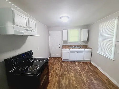 2620 Celia Ave Photo 1