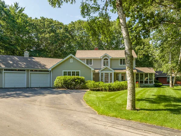 24 Johnston Road, Rockport, ME 04856