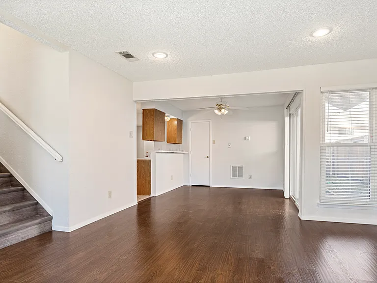 7591 Tournament Rd — Photo 6