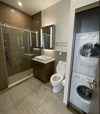 Rented by USWOO Realty | media 6