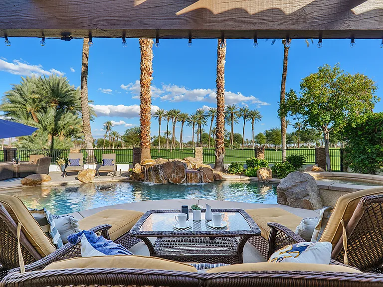 56408 Palms Dr — Photo 1