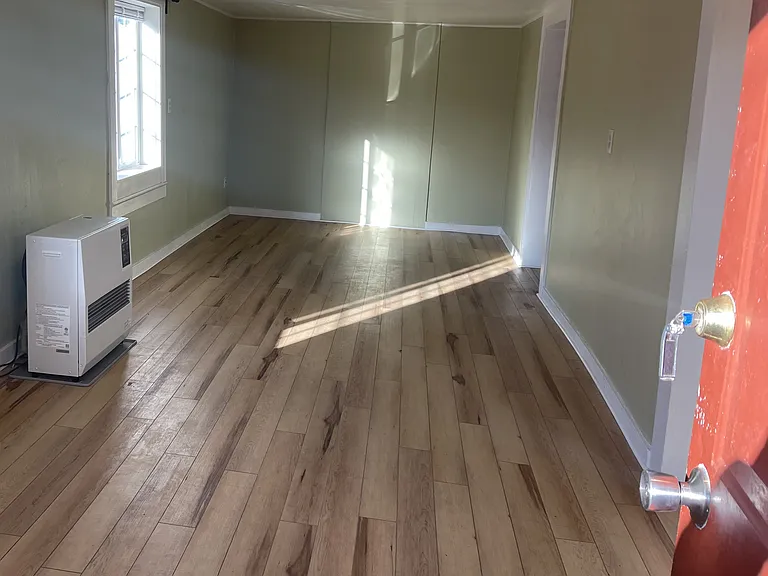 213 Sheldon Ave — Photo 7
