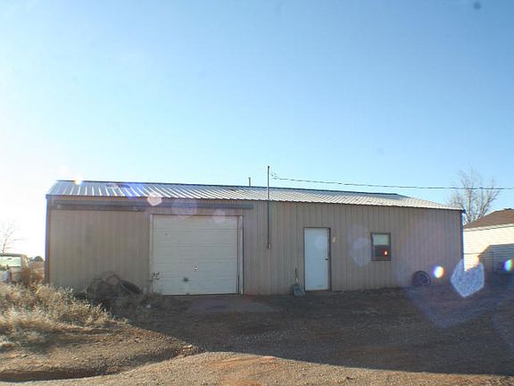 3rd image of 739 County Road 275