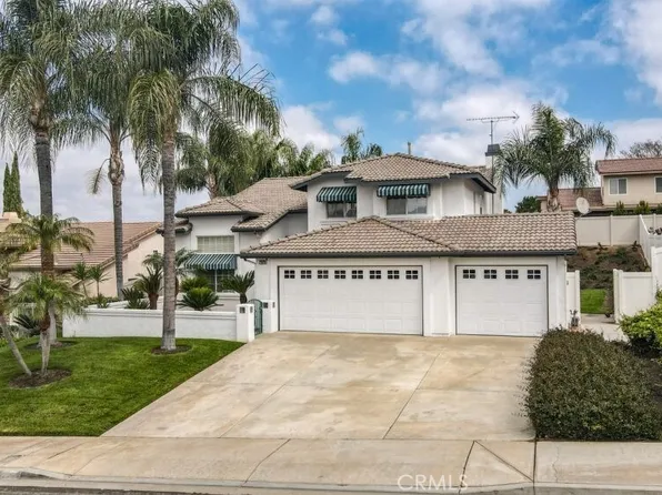 22820 Lark St, Grand Terrace, CA 92313