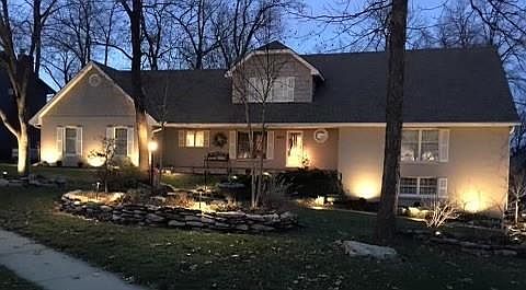 1st image of 4917 S Whitney Dr
