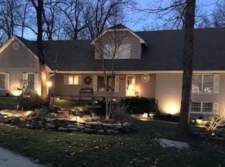 4917 S Whitney Dr, Independence, MO 64055