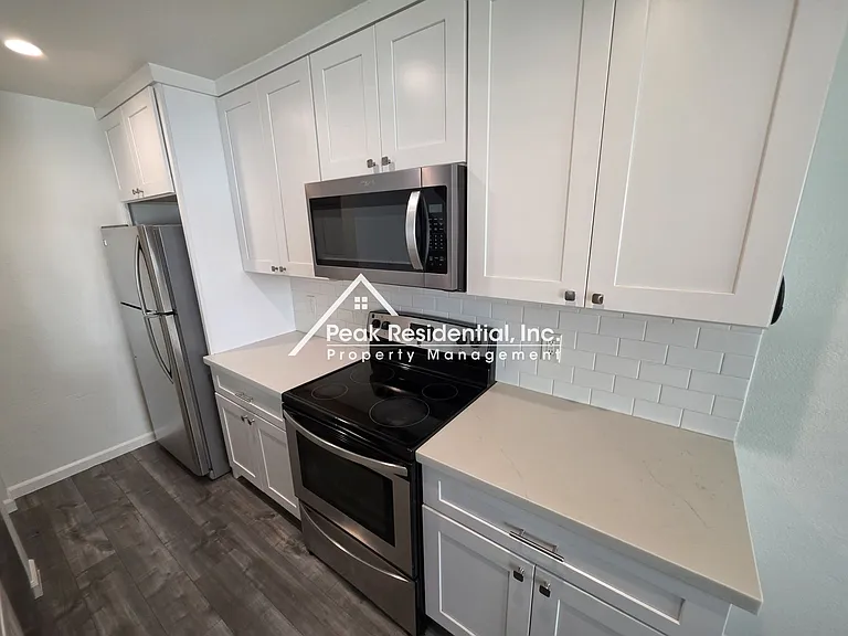 4431 Palm Ave #3 — Photo 8