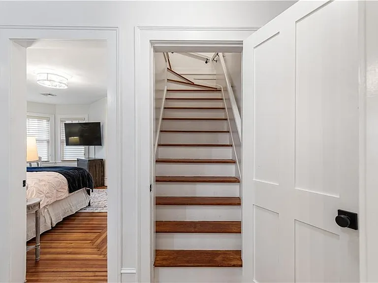 21 Bedlow Ave — Photo 21